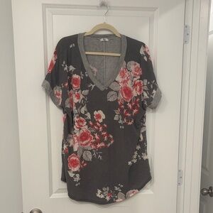 NWOT Elegant Floral V-Neck Women's Set- Charcoal and Rose